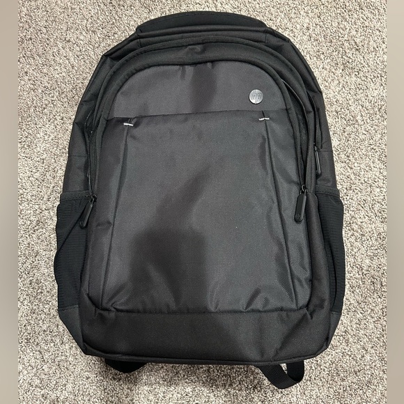 NWOT HP 17.3 Business Backpack - Picture 2 of 6